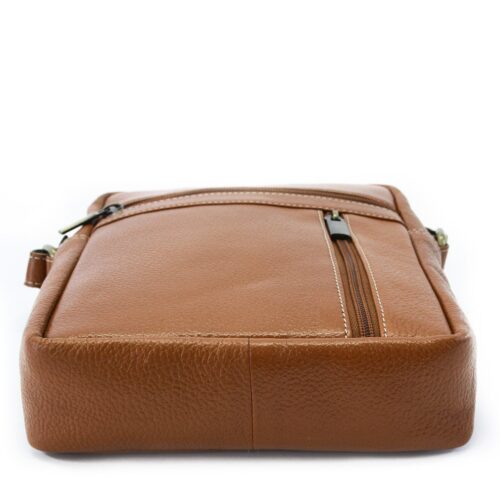 Světle hnědý pánský kožený zipový crossbag - Image 4